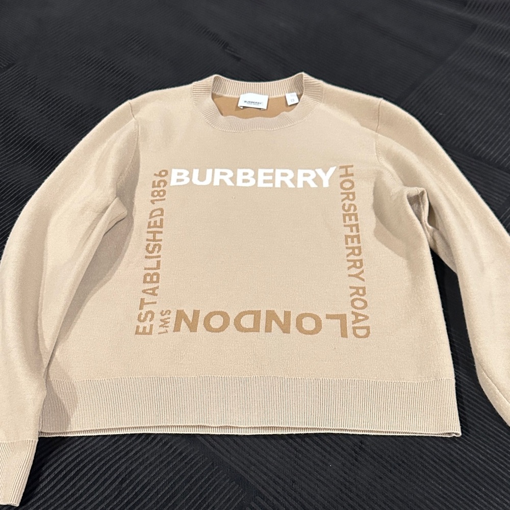Burberry Beige Crewneck Sweater for Women